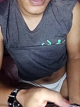 Snapshot of Zarul98 chatting on 11/01/25, 04:20 Zarul98 online show from 11/01/25, 04:20