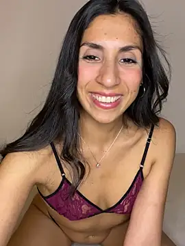 Snapshot of MaddyX__ chatting on 10/05/25, 07:23 MaddyX online show from 10/05/25, 07:23