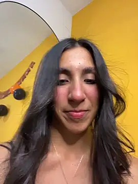 Snapshot of MaddyX__ chatting on 10/10/25, 08:30 MaddyX online show from 10/10/25, 08:30