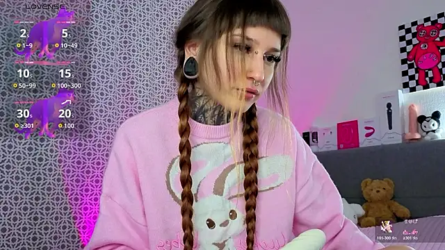 LilithPoison online show from 02/11/26, 06:02