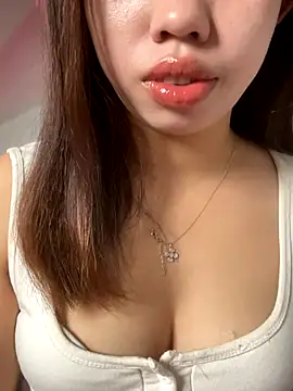 Snapshot of Rose-babyx chatting on 12/14/25, 02:50 Rose-babyx online show from 12/14/25, 02:50