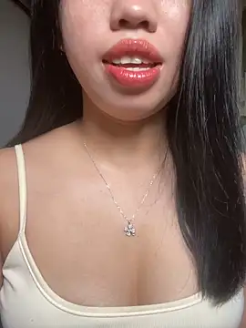 Snapshot of Rose-babyx chatting on 05/12/26, 02:08 Rose-babyx online show from 05/12/26, 02:08