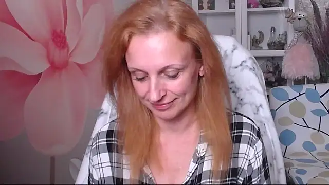 Snapshot of Venus_love1 chatting on 09/25/25, 05:16 Venus love1 online show from 09/25/25, 05:16