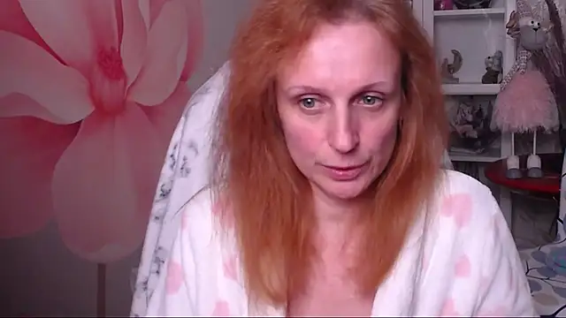 Snapshot of Venus_love1 chatting on 04/03/26, 05:55 Venus love1 online show from 04/03/26, 05:55