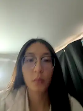 xiaobaimao6 online show from 11/11/25, 03:45