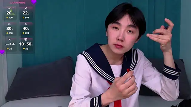HeejinWang online show from 05/15/26, 10:33