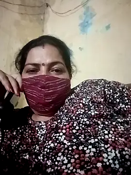 Love-890 online show from 09/28/25, 02:44