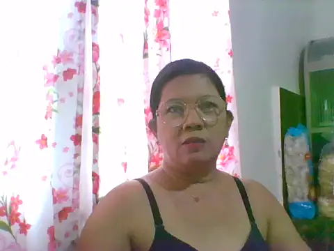 asian bhebs1 online show from 10/17/25, 12:01