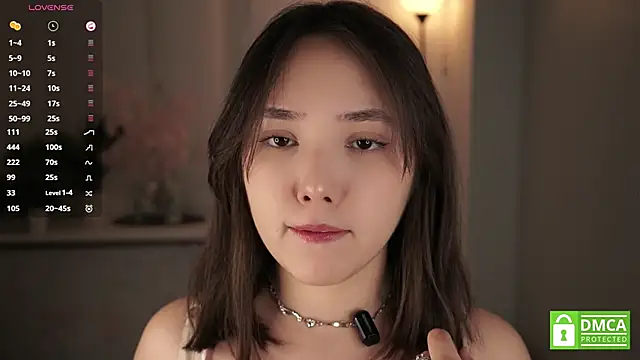 RenaeConnerley online show from 11/19/25, 03:50