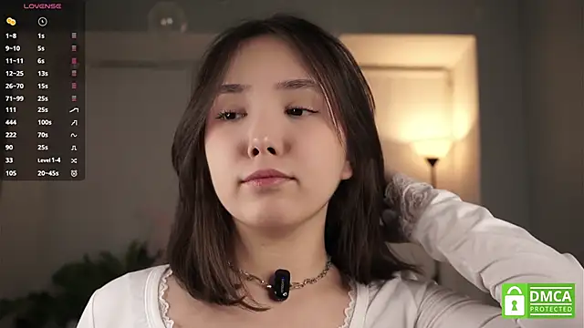 RenaeConnerley online show from 11/25/25, 05:51