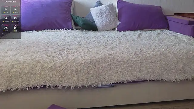 Snapshot of Gentle_Ariel chatting on 03/18/26, 02:15 Gentle Ariel online show from 03/18/26, 02:15