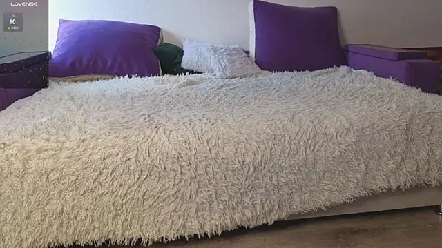 Snapshot of Gentle_Ariel chatting on 04/06/26, 02:09 Gentle Ariel online show from 04/06/26, 02:09