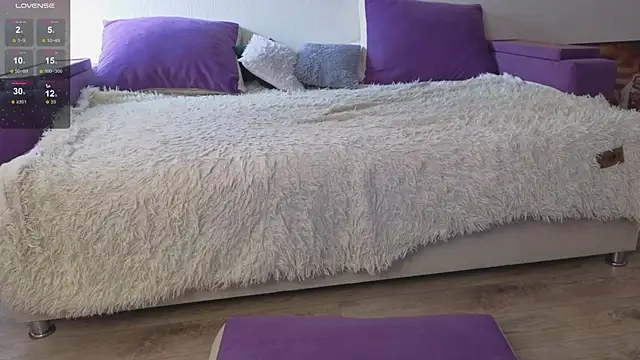 Snapshot of Gentle_Ariel chatting on 04/13/26, 02:17 Gentle Ariel online show from 04/13/26, 02:17