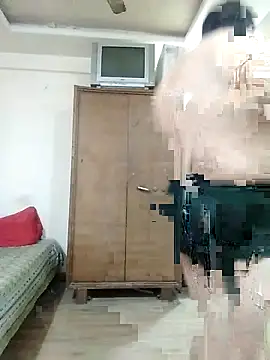 Snapshot of Love40777 chatting on 10/17/25, 06:21 Love40777 online show from 10/17/25, 06:21