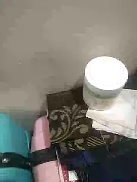 Love40777 online show from 12/17/25, 06:25