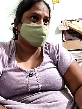 Mmm143 online show from 04/25/26, 01:41