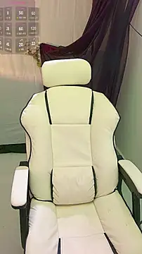 lulu5211 online show from 11/19/25, 10:59