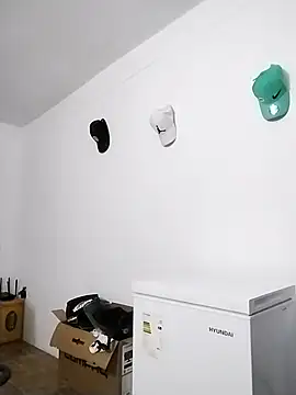 Snapshot of Alex_man23 chatting on 09/24/25, 08:01 Alex man23 online show from 09/24/25, 08:01