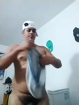 Snapshot of Alex_man23 chatting on 11/29/25, 02:14 Alex man23 online show from 11/29/25, 02:14