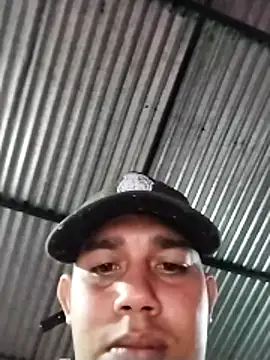 Snapshot of Alex_man23 chatting on 03/10/26, 03:00 Alex man23 online show from 03/10/26, 03:00