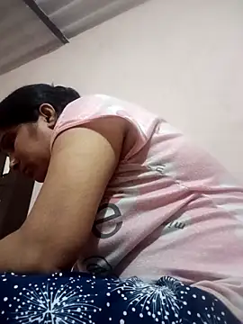 aliya-jaan71 online show from 10/03/25, 10:23