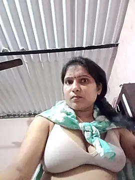 aliya-jaan71 online show from 10/12/25, 09:36