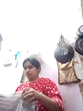 aliya-jaan71 online show from 12/05/25, 12:03