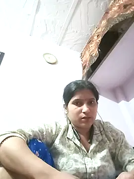 aliya-jaan71 online show from 04/20/26, 04:21