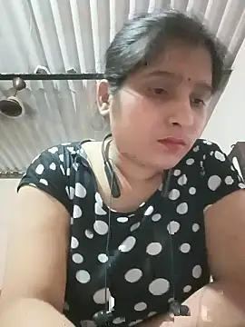 aliya-jaan71 online show from 05/13/26, 06:27
