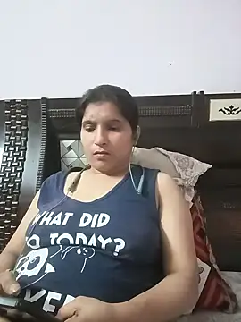 Snapshot of aliya-jaan71 chatting on 07/21/26, 07:38 aliya-jaan71 online show from 07/21/26, 07:38