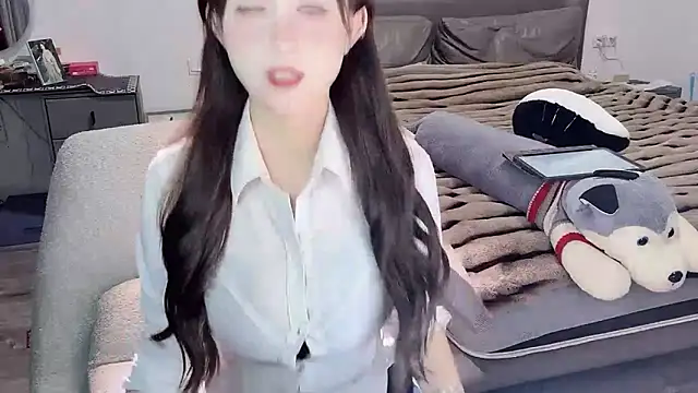 Snapshot of naiyaomeimei chatting on 09/30/25, 10:20 naiyaomeimei online show from 09/30/25, 10:20