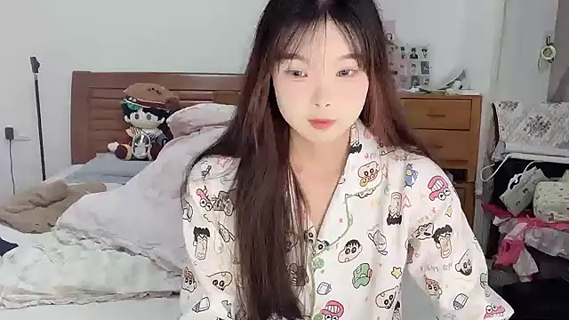 Akong11 online show from 10/02/25, 06:26