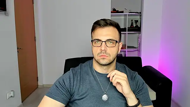 Jace Thorne online show from 10/02/25, 05:53