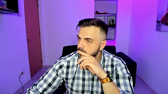 Jace Thorne online show from 11/17/25, 06:46