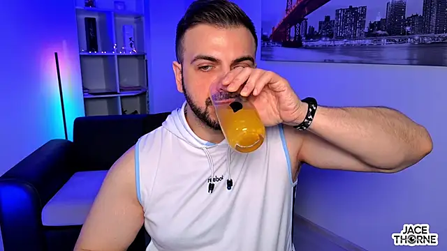 Snapshot of Jace_Thorne chatting on 03/25/26, 05:46 Jace Thorne online show from 03/25/26, 05:46