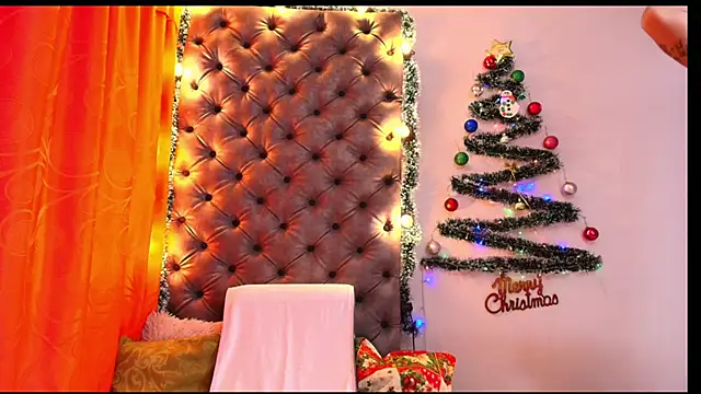 Luna021 1 online show from 12/18/25, 08:04