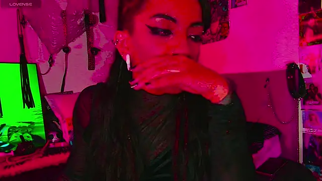 agathaaiko6 online show from 01/17/26, 01:21