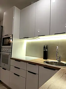 Snapshot of FriendlyFire_18 chatting on 11/21/25, 07:56 FriendlyFire 18 online show from 11/21/25, 07:56