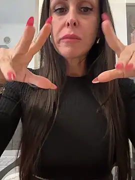 Snapshot of ainaht chatting on 03/22/26, 04:43 ainaht online show from 03/22/26, 04:43