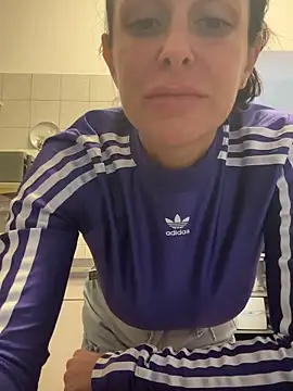 Snapshot of ainaht chatting on 03/25/26, 08:53 ainaht online show from 03/25/26, 08:53