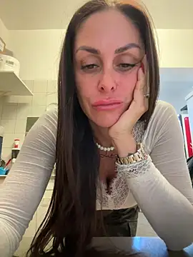 Snapshot of ainaht chatting on 03/27/26, 08:48 ainaht online show from 03/27/26, 08:48