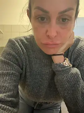 Snapshot of ainaht chatting on 03/30/26, 07:42 ainaht online show from 03/30/26, 07:42