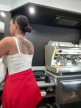 Snapshot of ainaht chatting on 04/06/26, 06:25 ainaht online show from 04/06/26, 06:25