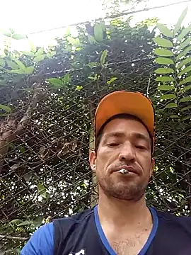 Snapshot of zamir_adam chatting on 11/27/25, 03:03 zamir adam online show from 11/27/25, 03:03