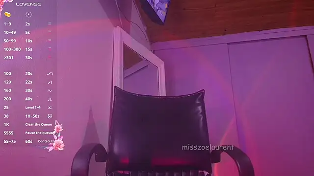 misszoelaurent online show from 10/14/25, 07:58