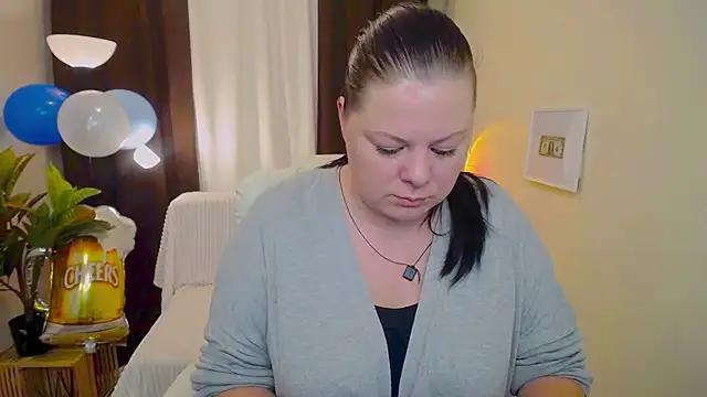 Snapshot of BritneyRaine chatting on 09/20/25, 06:14 BritneyRaine online show from 09/20/25, 06:14