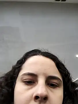 irisstorm online show from 10/28/25, 04:31