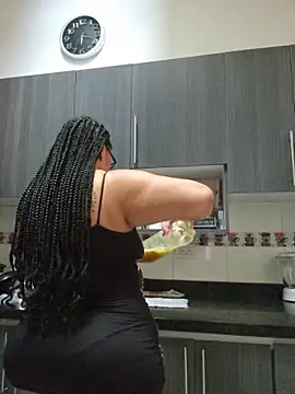 PiaStone online show from 10/19/25, 11:22