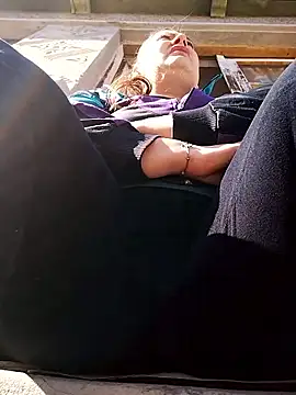 Snapshot of Flacara100 chatting on 03/11/26, 12:22 Flacara100 online show from 03/11/26, 12:22