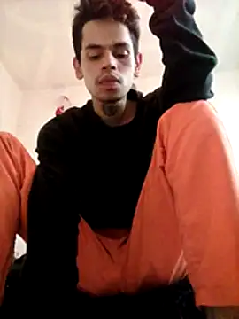 Snapshot of MASTER_LEVIATAN_ chatting on 12/22/25, 09:23 MASTER LEVIATAN online show from 12/22/25, 09:23